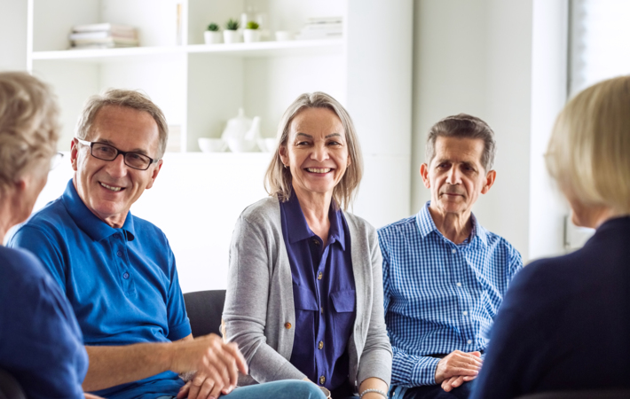 Unter der Regie von erfahrenen Grosseltern tauschen Sie sich ungezwungen mit anderen Grosseltern aus.
