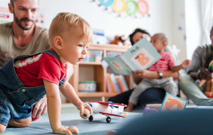 Kontakte knüpfen, sich austauschen, Spiel sowie Spass für Väter und Kinder.
